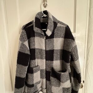 Plaid Sherpa Jacket - Black and Gray